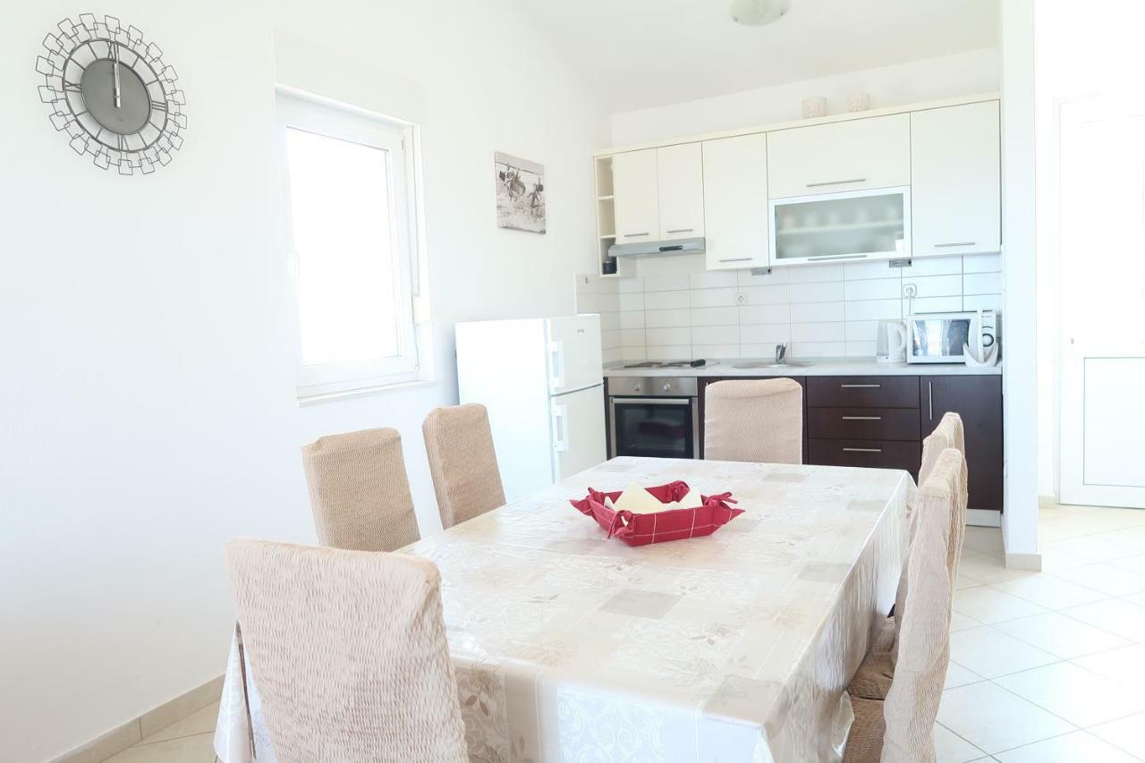 Apartments Maras พรีมอชเตน ภายนอก รูปภาพ
