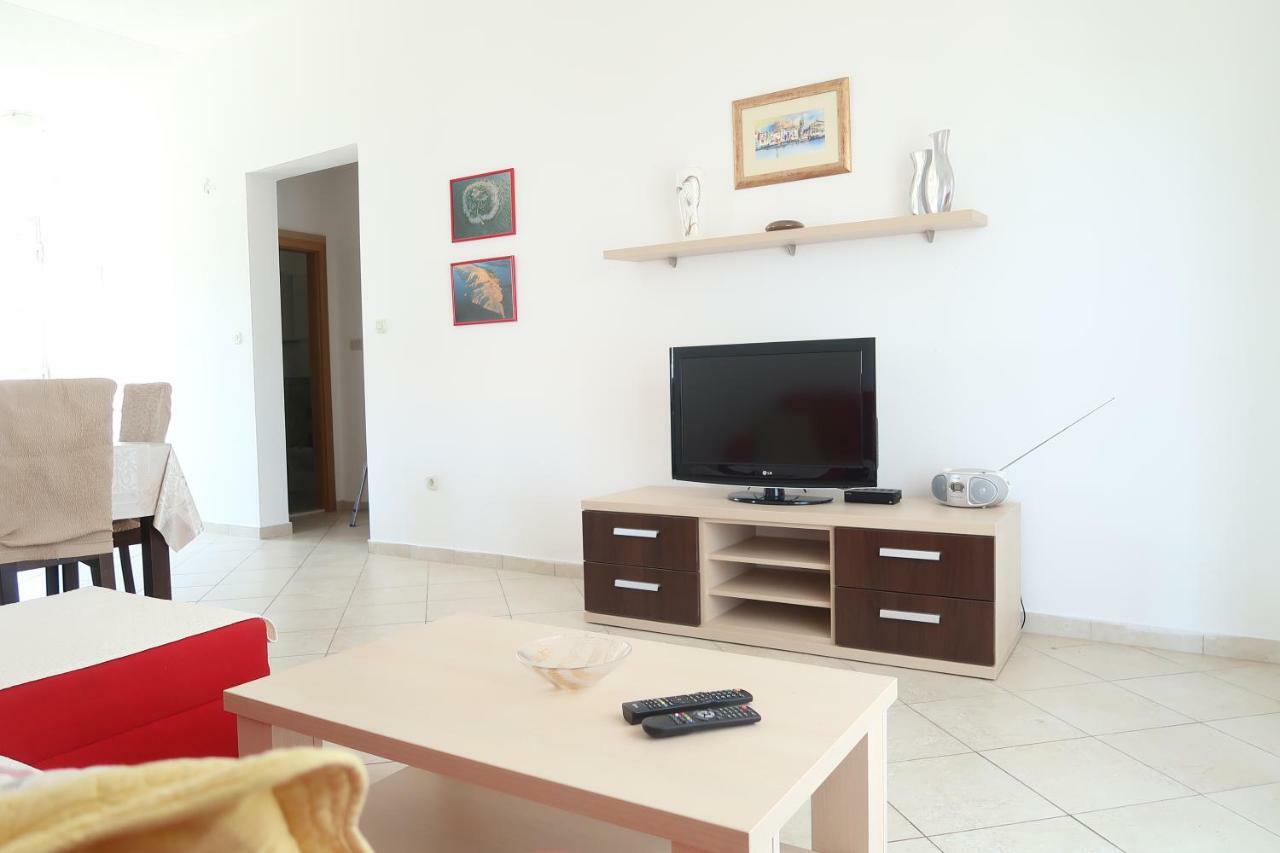 Apartments Maras พรีมอชเตน ภายนอก รูปภาพ