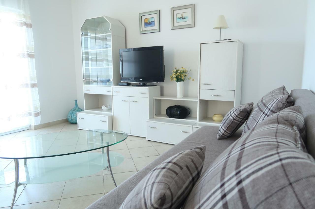 Apartments Maras พรีมอชเตน ภายนอก รูปภาพ