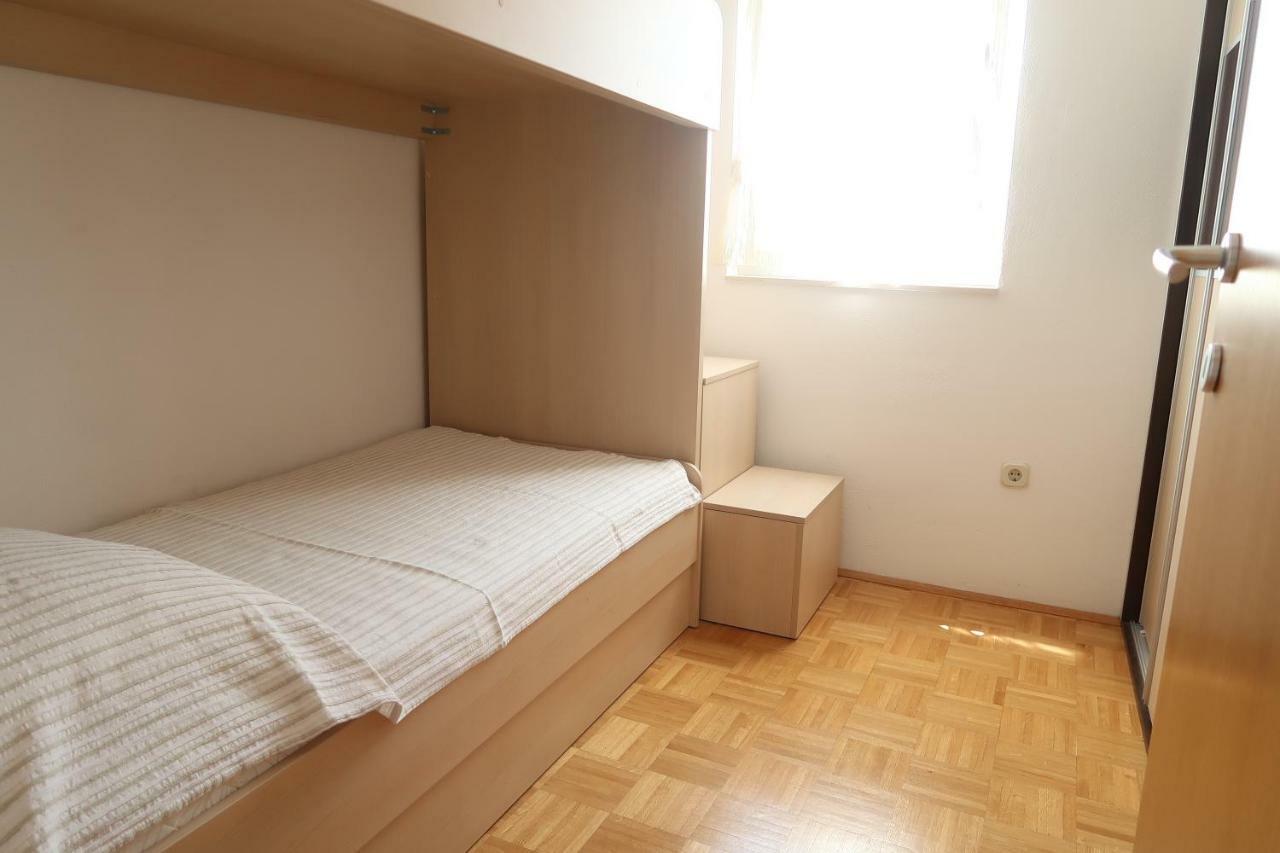 Apartments Maras พรีมอชเตน ภายนอก รูปภาพ